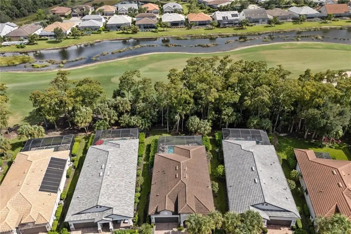9406 Greyhawk Trl, Naples, Florida 34120