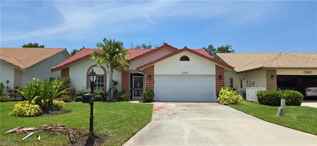 16190 Kelly Woods Dr, Fort Myers, Florida 33908