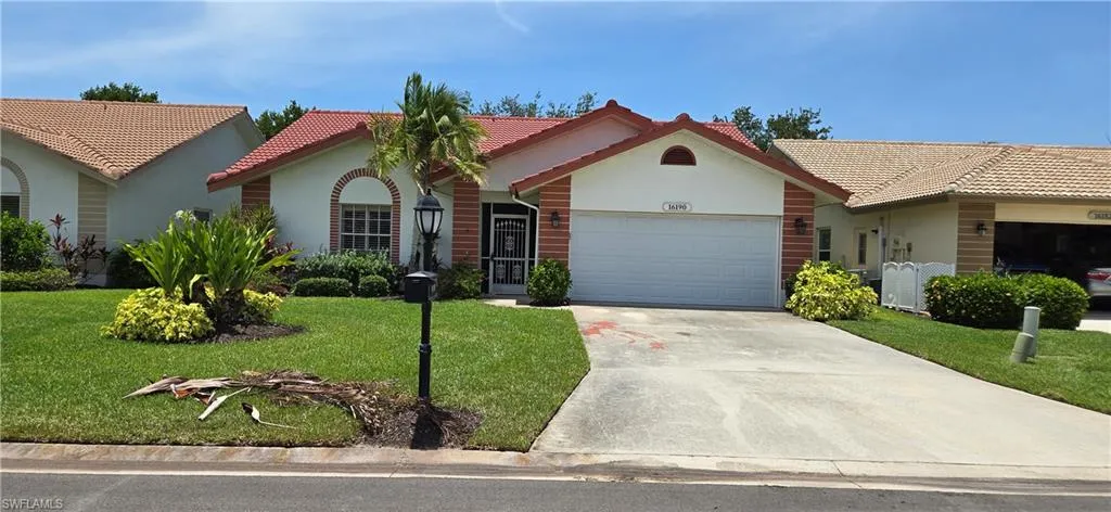 16190 Kelly Woods Dr, Fort Myers, Florida 33908