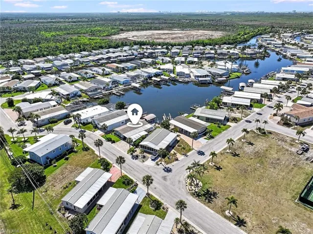 11111  Bayside  LN, Fort Myers Beach, FL 33931