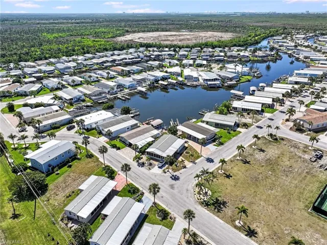 11111  Bayside  LN, Fort Myers Beach, FL 33931