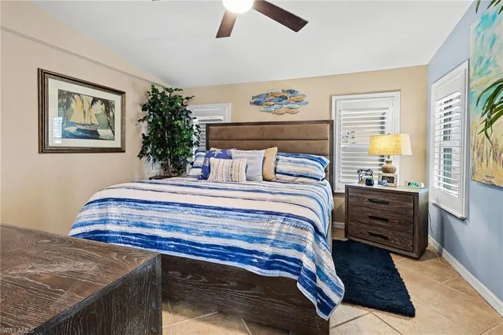 11111  Bayside  LN, Fort Myers Beach, FL 33931