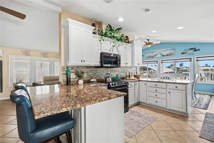 11111  Bayside  LN, Fort Myers Beach, FL 33931