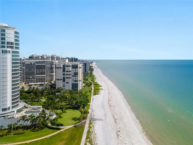 555 Park Shore Dr B302, Naples, Florida 34103