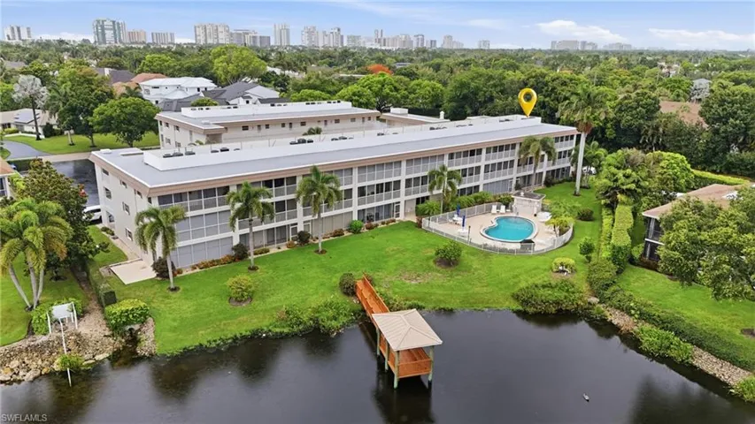 3150 Binnacle Dr 106, Naples, Florida 34103