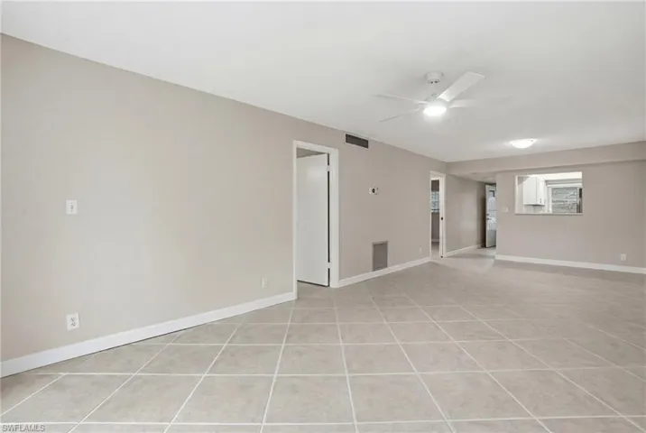 3150 Binnacle Dr 106, Naples, Florida 34103