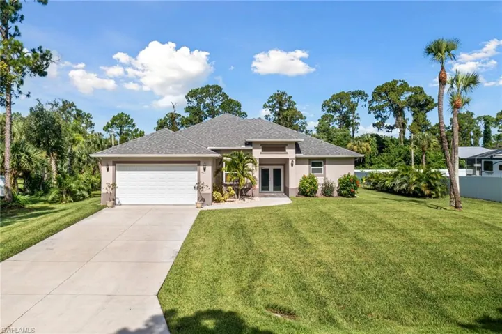715  Columbus  AVE, Lehigh Acres, FL 33972
