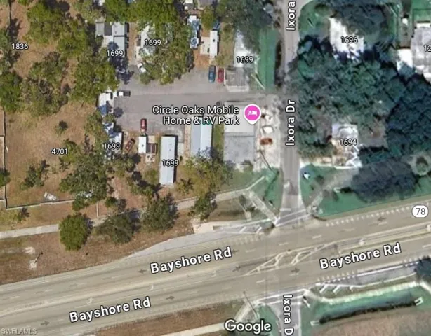 zoomed-in Circle Oaks aerial view