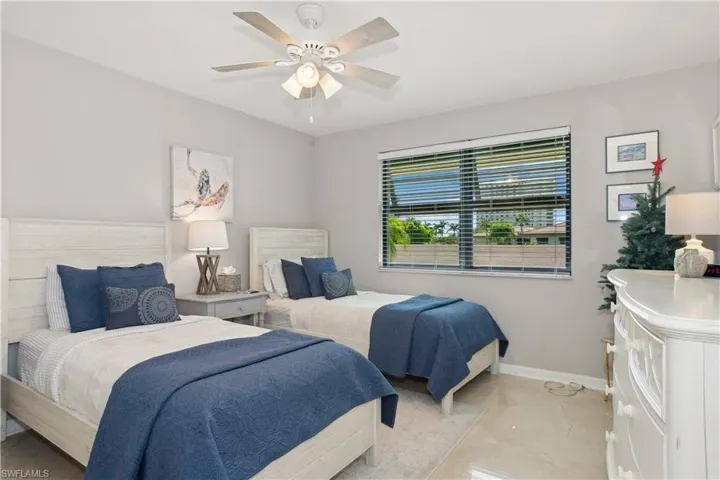 Bedroom with ceiling fan