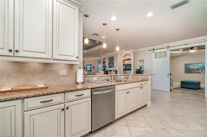 8765  Bellano  CT, Naples, FL 34119