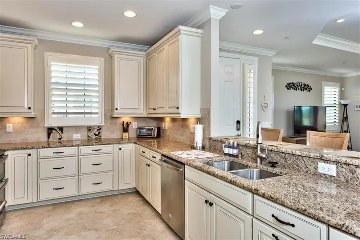 8765  Bellano  CT, Naples, FL 34119