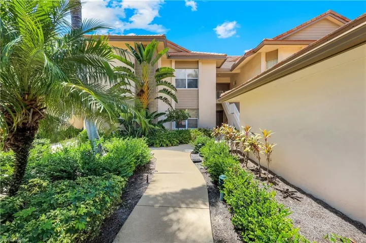 Beautifully landscaped walkways make it easy to enjoy the neighborhood on foot.