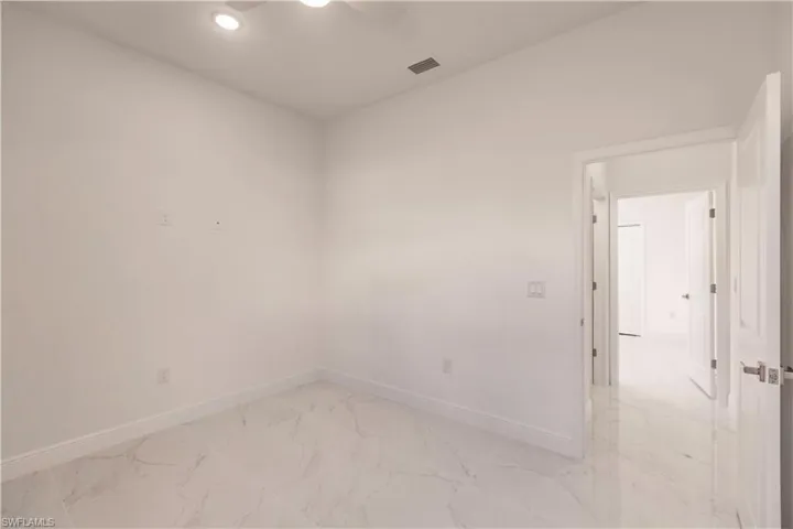 3610  8th SW ST, Lehigh Acres, FL 33976