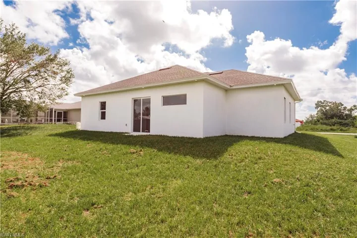 3610  8th SW ST, Lehigh Acres, FL 33976