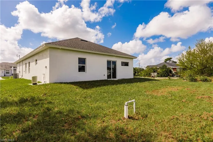 3610  8th SW ST, Lehigh Acres, FL 33976