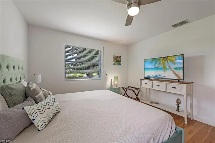Spacious guest bedroom #1