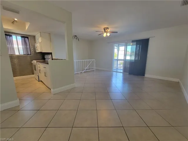 3284 Royal Canadian Trce 4, Fort Myers, Florida 33907