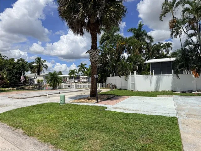 5245 White Sky Cir, Fort Myers, Florida 33908