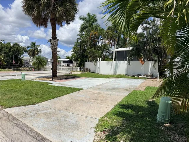 5245 White Sky Cir, Fort Myers, Florida 33908