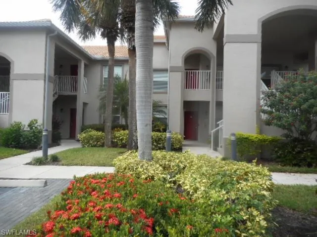 View of apartment building / complex