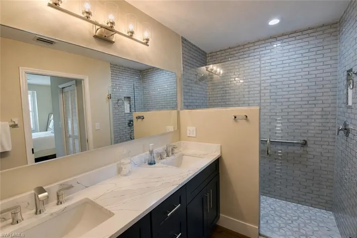 14501  Hickory Hill  CT, Fort Myers, FL 33912