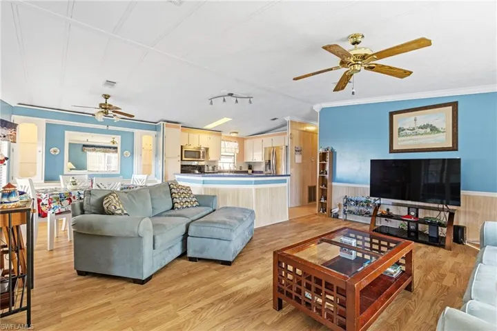 9250  Caloosa  DR, North Fort Myers, FL 33903