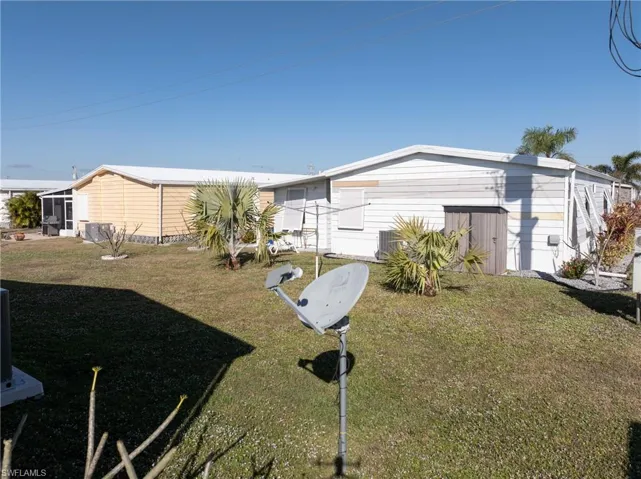 9250  Caloosa  DR, North Fort Myers, FL 33903