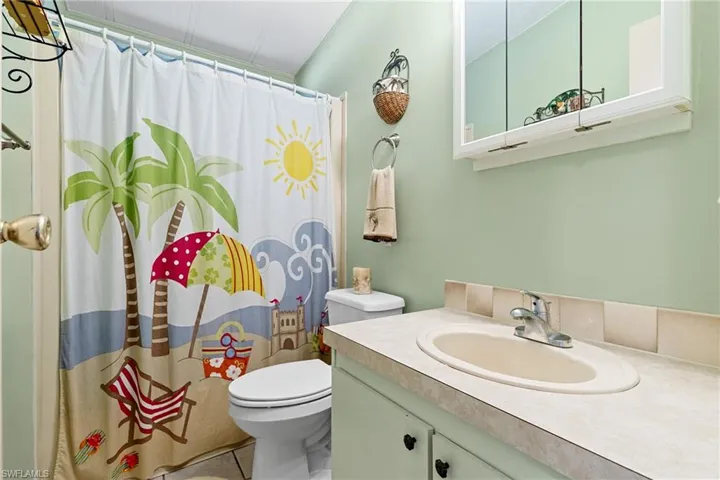 9250  Caloosa  DR, North Fort Myers, FL 33903