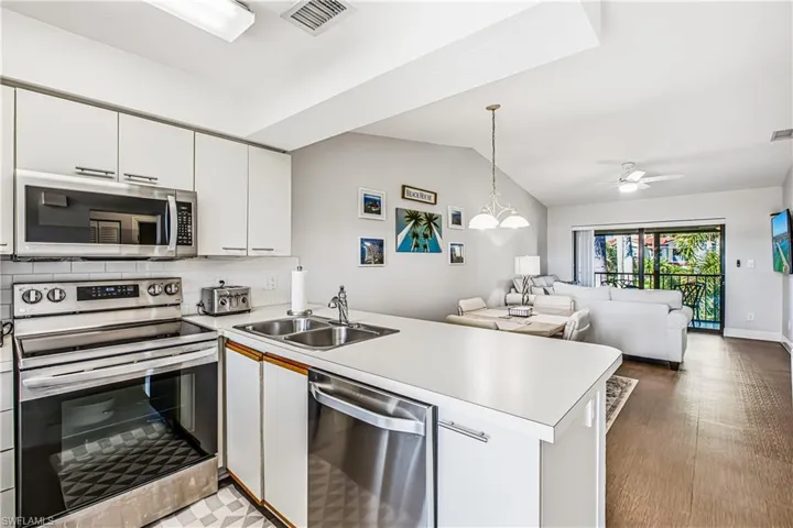 801 Elkcam Cir C6, Marco Island, Florida 34145
