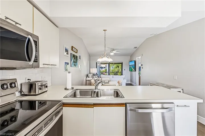 801 Elkcam Cir C6, Marco Island, Florida 34145
