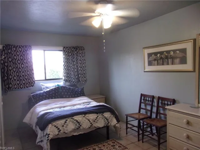 4728 Orange Grove Blvd 14, North Fort Myers, Florida 33903