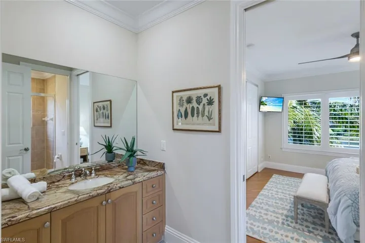 2nd floor bath