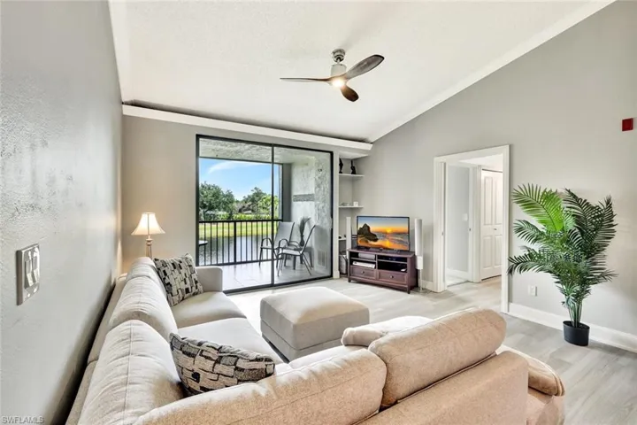 13565 Eagle Ridge DR, Fort Myers, FL 33912,225041135