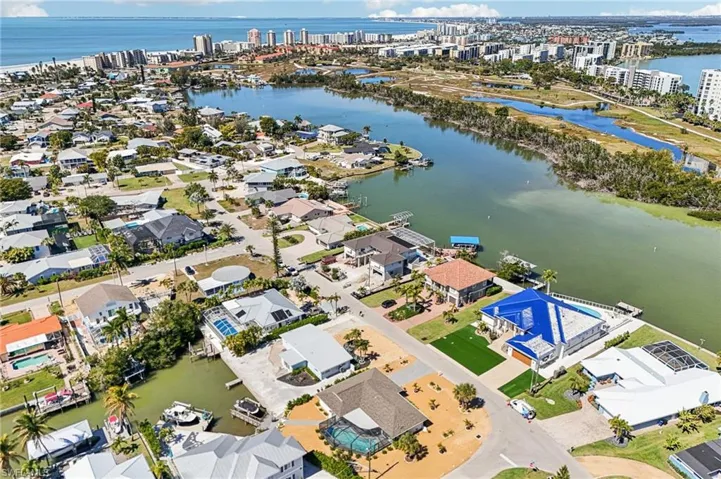 8338  Lagoon  RD, Fort Myers Beach, FL 33931