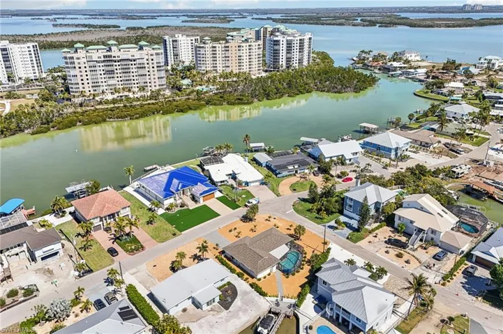8338  Lagoon  RD, Fort Myers Beach, FL 33931
