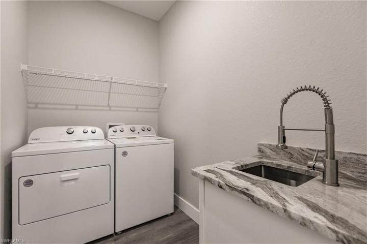 1154  Rio De Janeiro  AVE, PUNTA GORDA, FL 33983