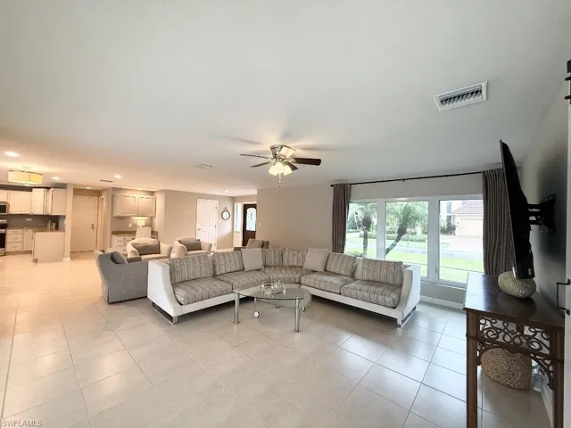 656 Dorando Ct, Marco Island, Florida 34145