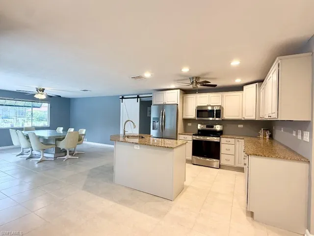 656 Dorando Ct, Marco Island, Florida 34145