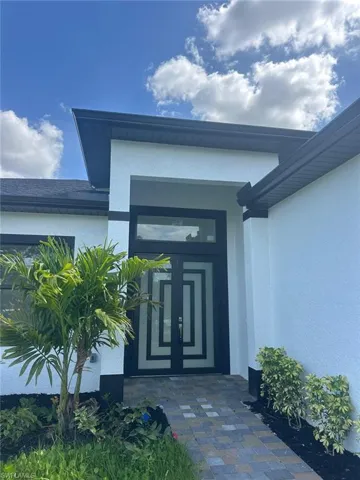 1022  Candlelight  DR, Lehigh Acres, FL 33974