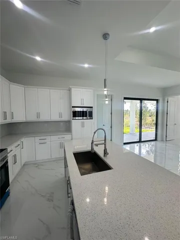 1022  Candlelight  DR, Lehigh Acres, FL 33974
