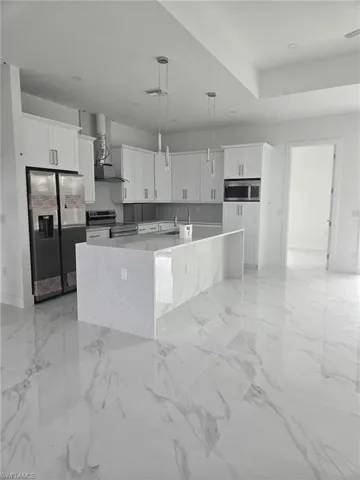 1022  Candlelight  DR, Lehigh Acres, FL 33974