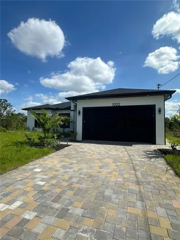 1022  Candlelight  DR, Lehigh Acres, FL 33974