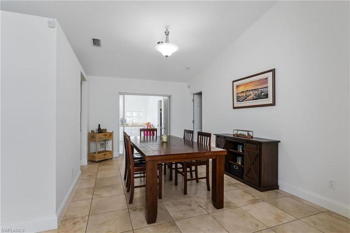 24199  Golden Eagle  LN, Bonita Springs, FL 34135