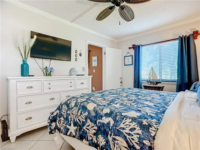 4245  27th SW CT, Naples, FL 34116
