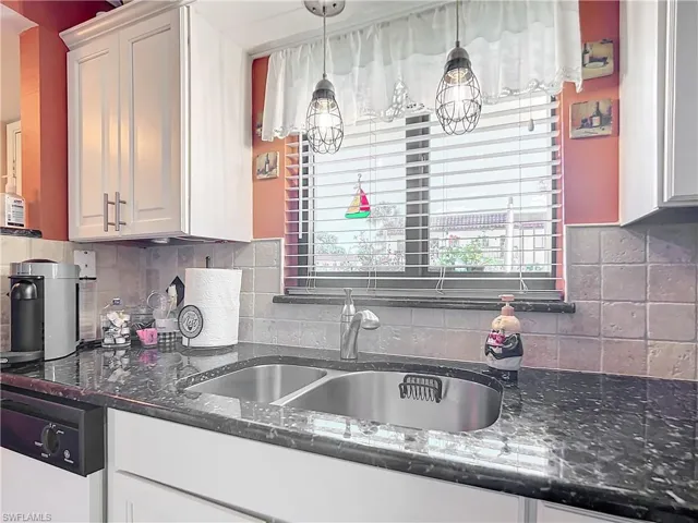 4245  27th SW CT, Naples, FL 34116