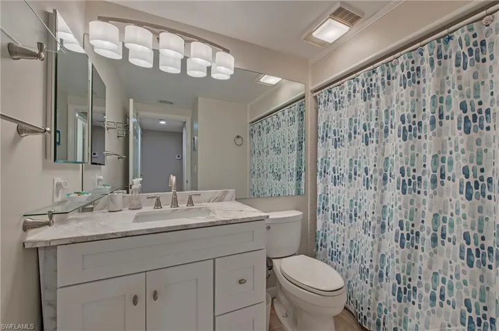 Guest bathroom.