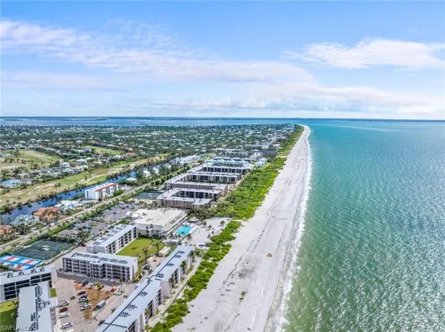 Mid-Sanibel coast