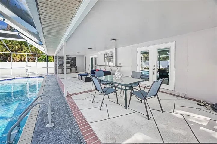 1842  Seafan  CIR, North Fort Myers, FL 33903