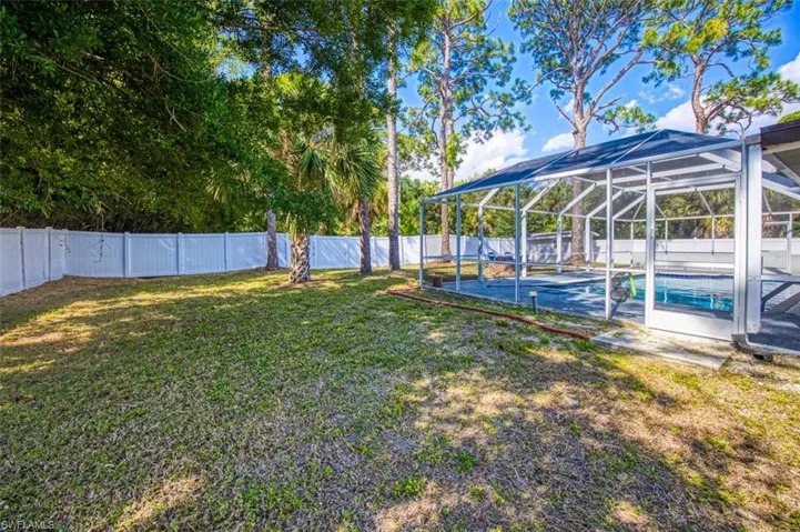 1842  Seafan  CIR, North Fort Myers, FL 33903