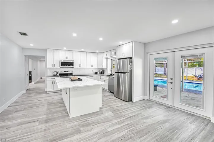1842  Seafan  CIR, North Fort Myers, FL 33903